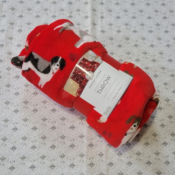 Huntington Home | Bedding | Huntington Home Valentines Dogs Throw Blanket |  Poshmark